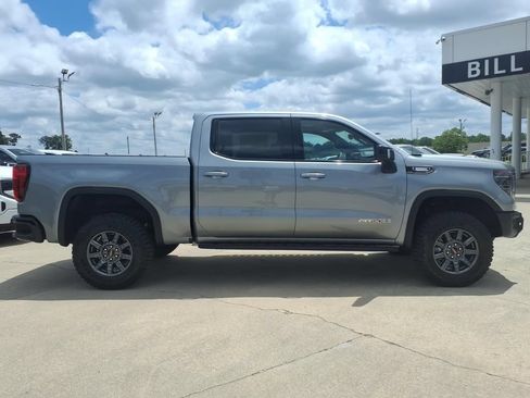 New 2026 GMC Sierra 1500 AT4X AWD/4WD image 8