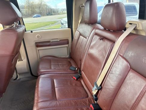 Used 2013 Ford F250 King Ranch w/ King Ranch w/Chrome Pkg image 15