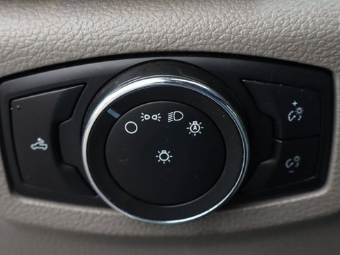 Used 2022 Ford F350 XL w/ Power Equipment Group image 26