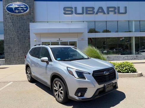 Used 2023 Subaru Forester Limited AWD/4WD image 1
