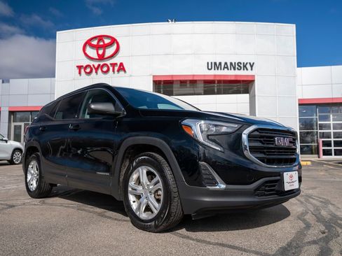 Used 2018 GMC Terrain SLE w/ Driver Convenience Package image 1