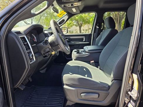 Used 2023 RAM 1500 Classic Warlock AWD/4WD image 12