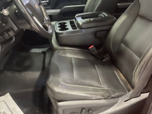 Used 2018 Chevrolet Silverado 3500 LT w/ LT Convenience Package image 12