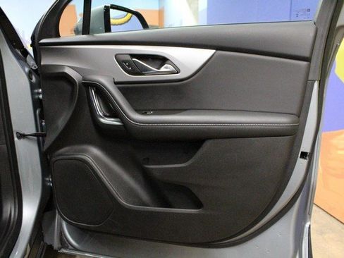 Certified 2024 Chevrolet Blazer LT w/ Convenience Package image 8