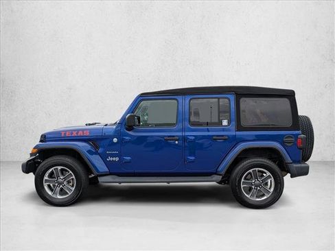 Used 2018 Jeep Wrangler Unlimited Sahara image 8