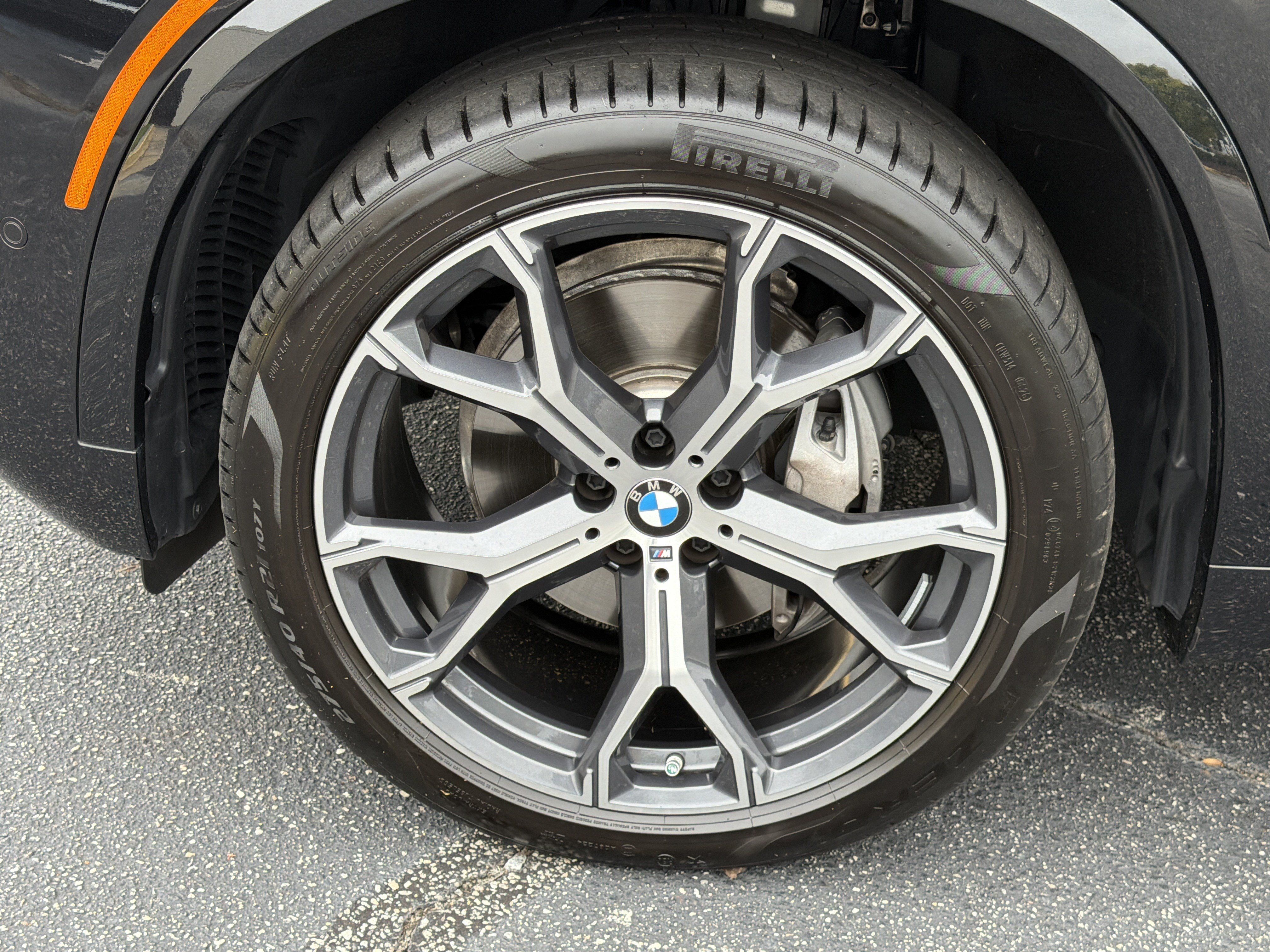 Certified 2026 BMW X5 xDrive40i w/ M Sport Package AWD/4WD image 32