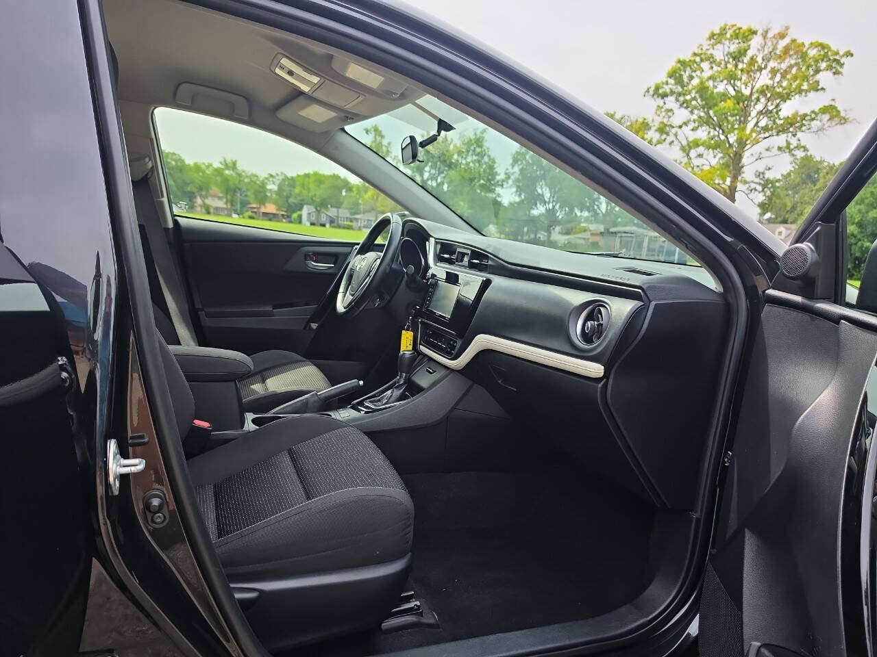 Used 2016 Scion iM FWD image 26