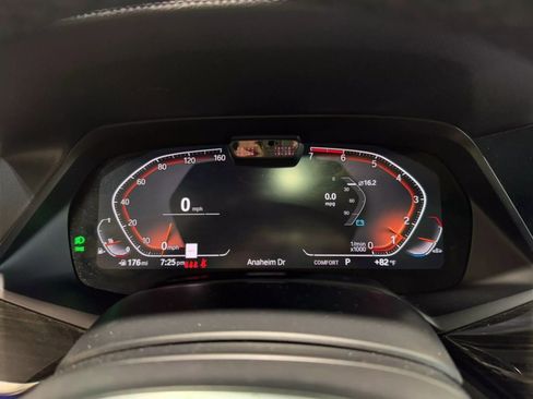 Used 2019 BMW X7 xDrive50i w/ Dynamic Handling Package image 18