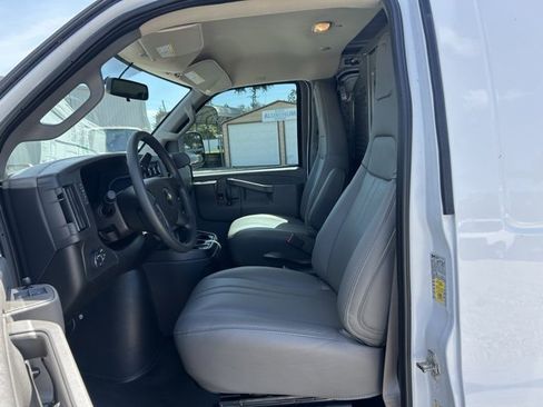 New 2025 Chevrolet Express 2500 w/ Driver Convenience Package image 7