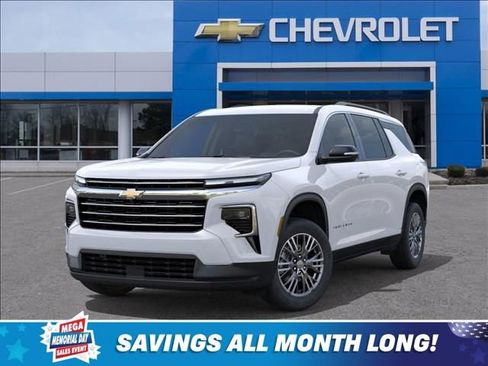 New 2026 Chevrolet Traverse LT w/ Driver Confidence Package AWD/4WD image 6
