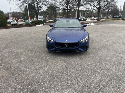 Used 2018 Maserati Ghibli S GranSport image 8