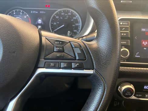Used 2020 Nissan Kicks SV FWD image 25