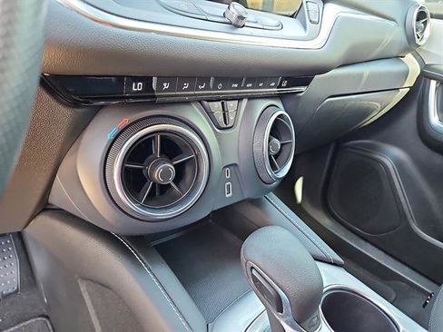 Used 2023 Chevrolet Blazer LT image 18