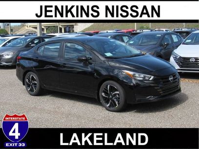 New 2025 Nissan Versa SR w/ Trunk Package