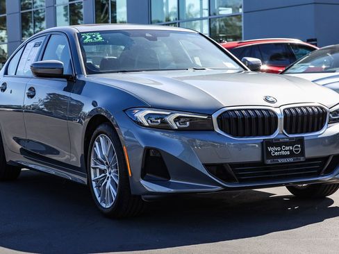 Used 2023 BMW 330e w/ Driving Assistance Package image 5