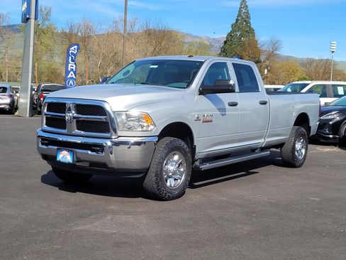 Used 2018 RAM 2500 Tradesman w/ Chrome Appearance Group AWD/4WD image 1