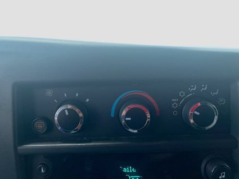Used 2025 Chevrolet Express 2500 Extended w/ Safety Package RWD image 15
