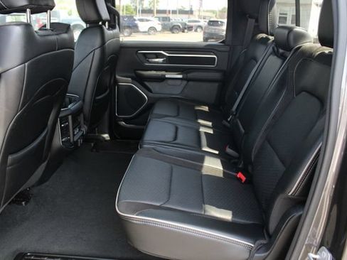 Used 2023 RAM 1500 Laramie AWD/4WD image 8