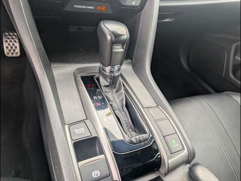 Used 2018 Honda Civic Sport Touring image 12