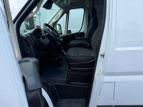 Used 2022 RAM ProMaster 2500 FWD image 14