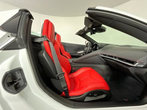 Used 2024 Chevrolet Corvette Z06 image 18