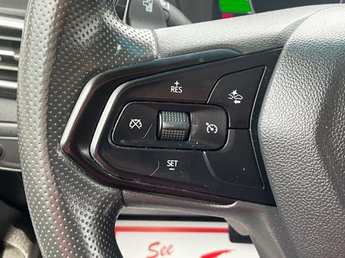 Used 2023 Chevrolet Bolt LT w/ Driver Confidence Package FWD image 18