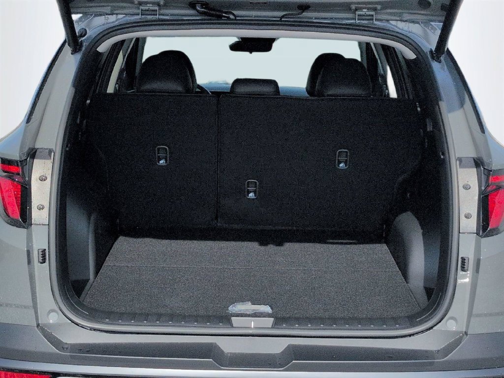 New 2026 Hyundai Tucson SEL Plus FWD image 16