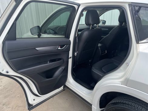 Used 2025 MAZDA CX-5 AWD 2.5 S w/ Preferred Package image 12