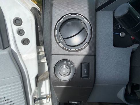 Used 2016 Ford F250 XL w/ Power Equipment Group image 14