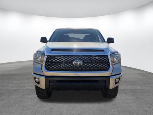 Used 2020 Toyota Tundra SR5 w/ SR5 Upgrade Package image 2