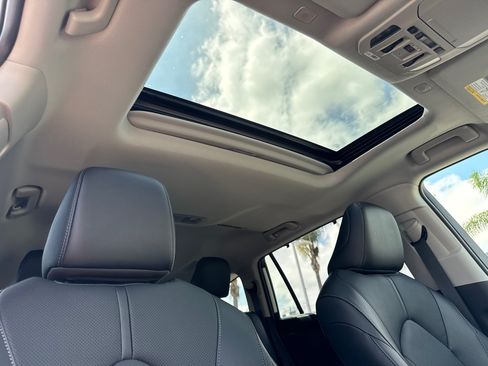 New 2026 Toyota Highlander Limited AWD/4WD image 16