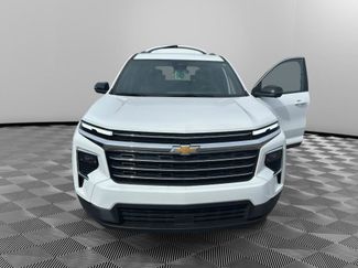 Used 2024 Chevrolet Traverse LT video 2