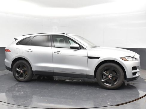 Used 2019 Jaguar F-PACE Premium AWD/4WD image 9