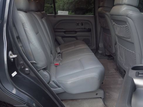 Used 2004 Honda Pilot EX image 15
