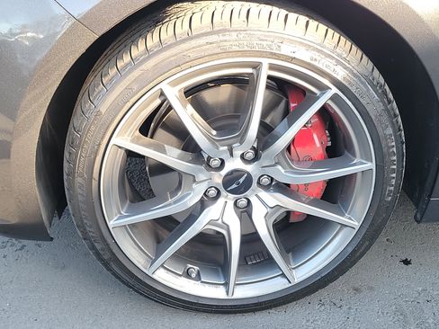 Certified 2025 Genesis G70 2.5T image 25