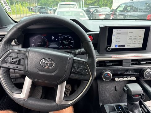 Used 2026 Toyota Tacoma TRD Sport AWD/4WD image 12