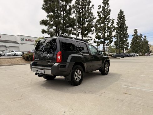 Used 2011 Nissan Xterra PRO-4X w/ Pro-4x Leather Pkg image 3
