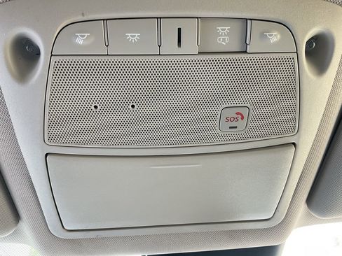 Used 2020 Nissan Rogue SL image 28