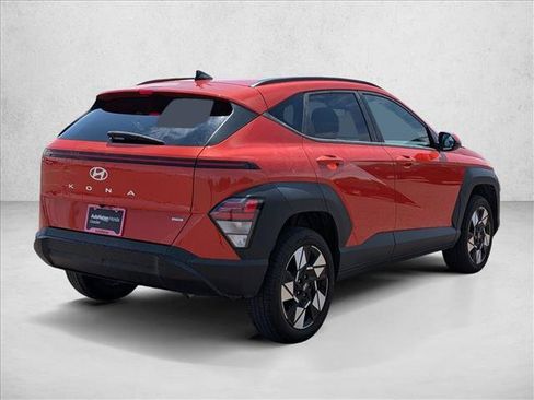Used 2024 Hyundai Kona SEL AWD/4WD image 5