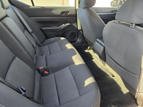 Used 2023 Nissan Altima 2.5 SV image 29