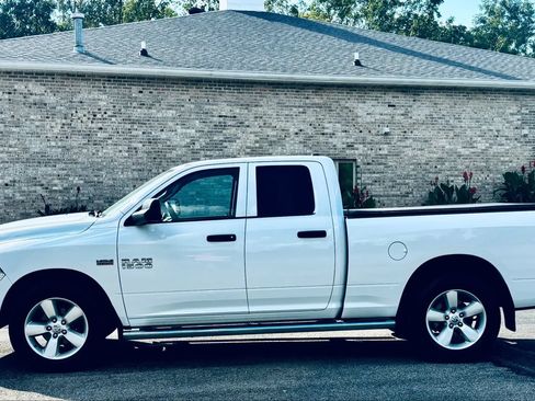 Used 2014 RAM 1500 Express AWD/4WD image 10