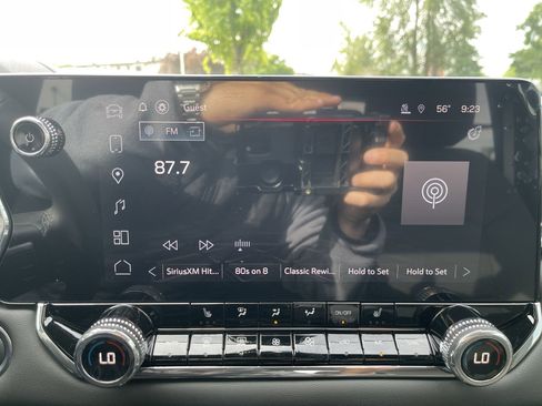 New 2025 GMC Canyon Elevation w/ Convenience Package image 46