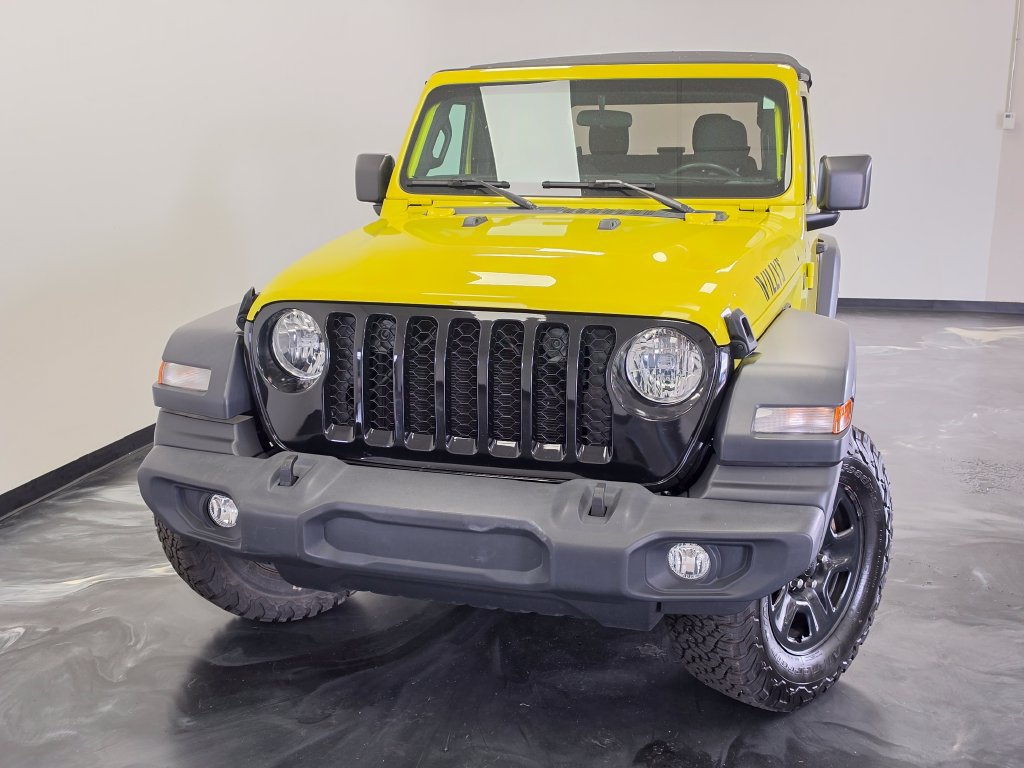 Used 2024 Jeep Wrangler Sport AWD/4WD image 3