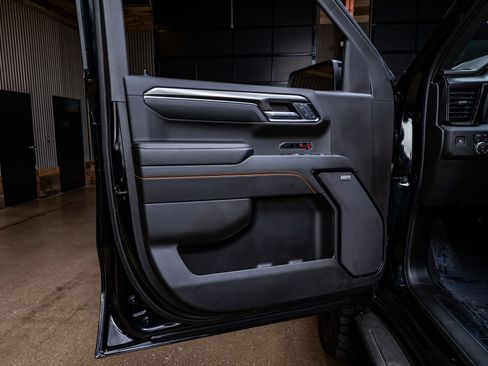 Used 2024 GMC Sierra 1500 AT4 w/ AT4 Preferred Package image 35