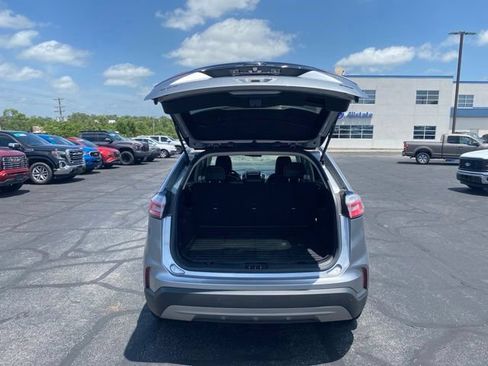 Used 2023 Ford Edge SEL AWD/4WD image 5