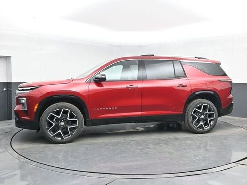 New 2026 Chevrolet Traverse High Country w/ LPO, Floor Liner Package FWD image 11