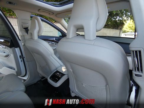 Used 2016 Volvo XC90 T6 Momentum w/ Momentum Plus Package AWD/4WD image 38