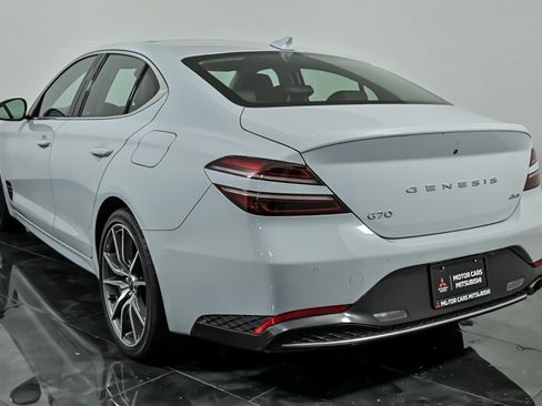 Used 2022 Genesis G70 2.0T w/ Prestige Package AWD/4WD image 7