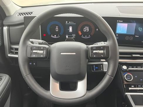 Used 2026 Hyundai Santa Fe SEL image 13