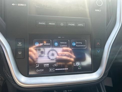 Certified 2022 Subaru Outback AWD/4WD image 6